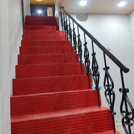 Hotel Crystal Dreams Mathura Exterior foto