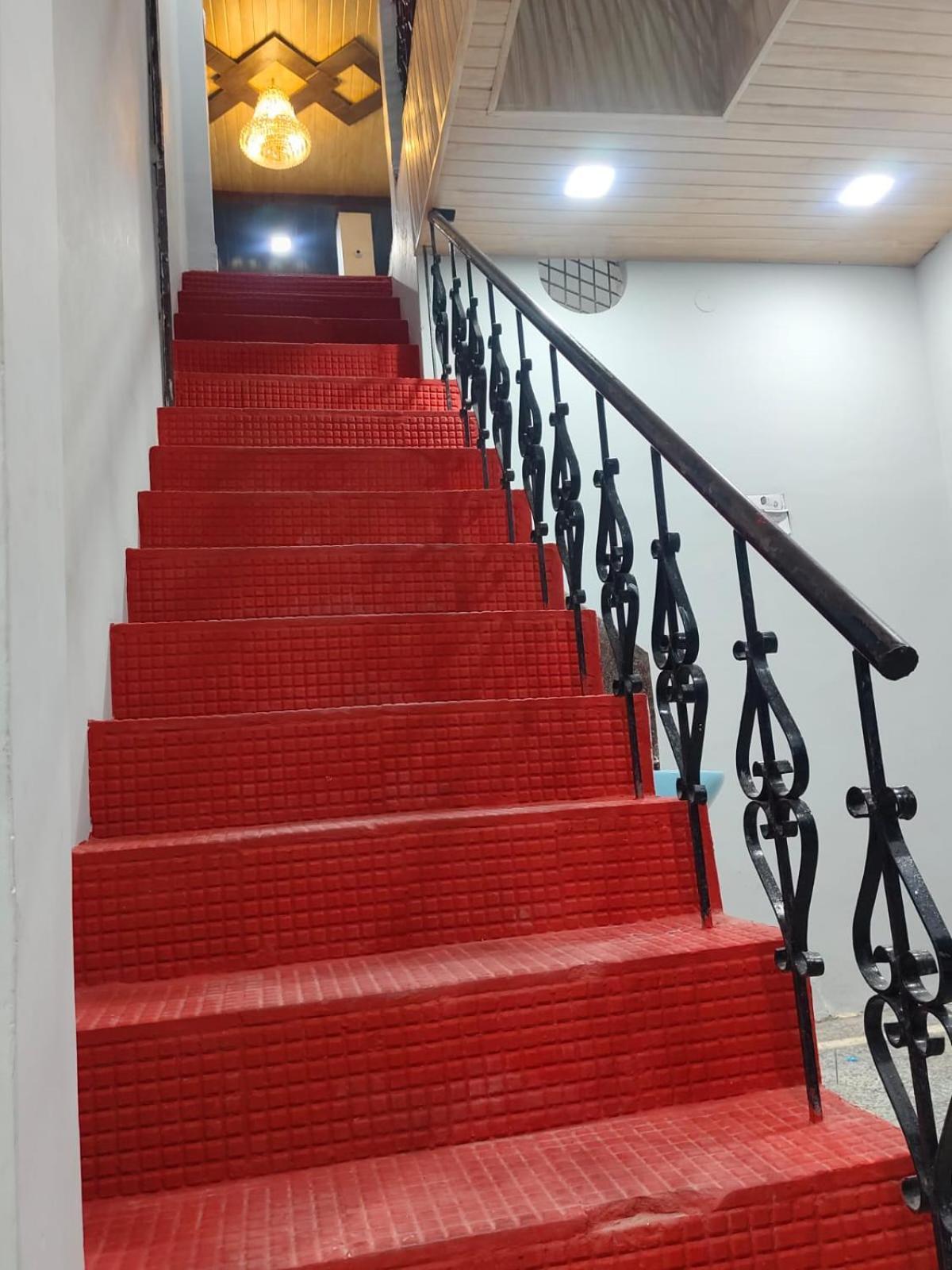 Hotel Crystal Dreams Mathura Exterior foto